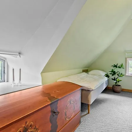 2 Bedroom Pet Friendly In